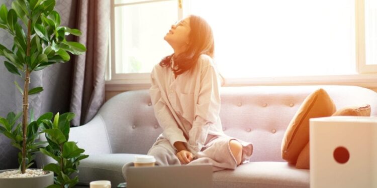 3 Tips to Get Rid of Smoking Smell in the Room