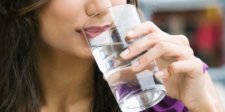 Hot Shower: The Most Essential Part of a Healthy Lifestyle