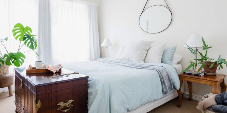 7 Tips for Making Your Apartment Bedroom Extra Cosy