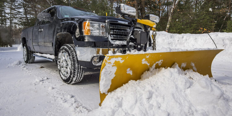 Property Manager’s Guide to Commercial Snow Removal