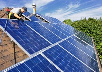 Why You Cannot Use DC Electricity From Solar Panels Directly?
