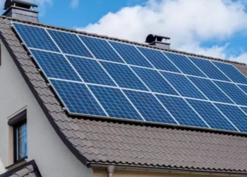 Why Use a Roofing Company to Install Your Solar?