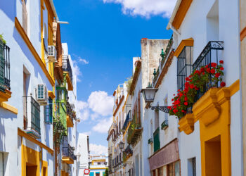 What does a foreigner need to know about buying a property in Spain?