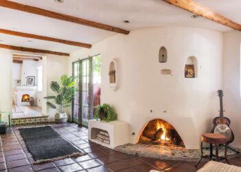 Key Elements of Classic Spanish Decor Style for Your Home