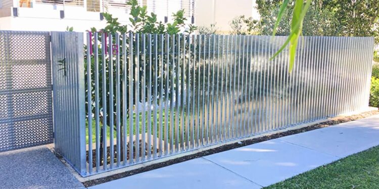 How to Choose the Right Fencing Type for Your Property