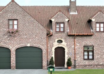 What Are The Main Benefits Of A Roller Garage Door?