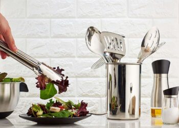 4 Items Everyone Should Have in Their Kitchen