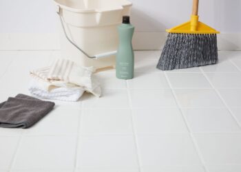  Surefire Ways to Keep Your Tile Floor Squeaky Clean 