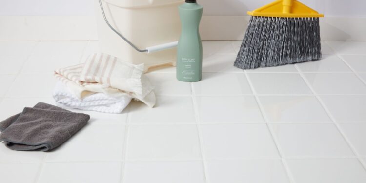 Surefire Ways to Keep Your Tile Floor Squeaky Clean