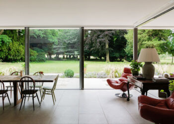 A glass wall blending the boundary between in here and out there