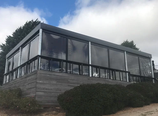 7 Establishments that Should Consider Outdoor Blinds for Their Business