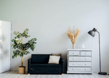 Home Staging Like a Pro: How to Make Your Home More Aesthetic