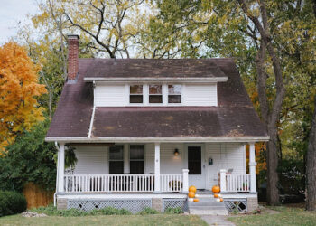 Tips to Increase Your Home’s Curb Appeal This Fall